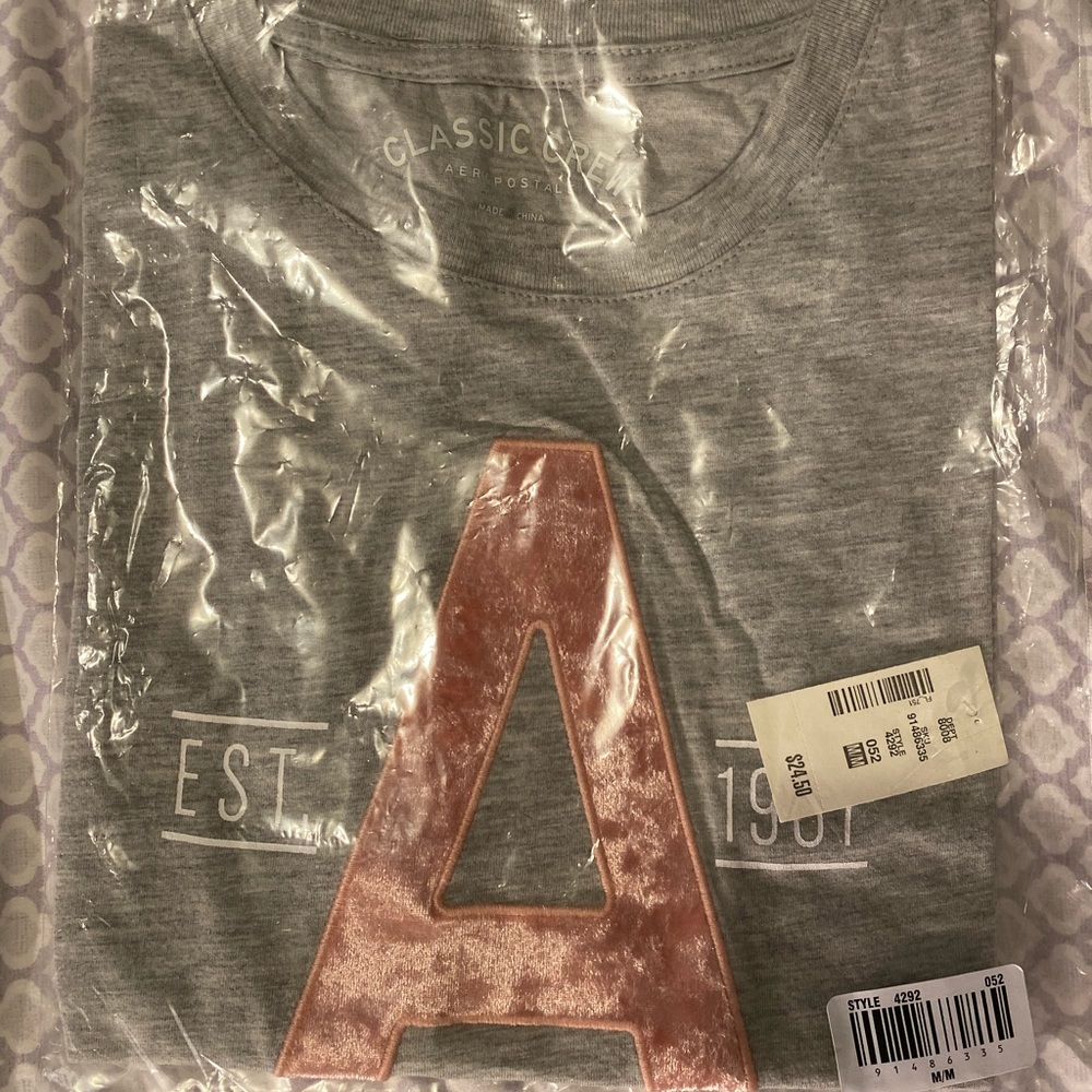 Aeropostale t shirt